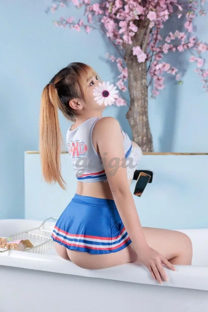 THANH THANH - Em gái 2k xinh dâm ngọt ngào - Chiều khách tê tái