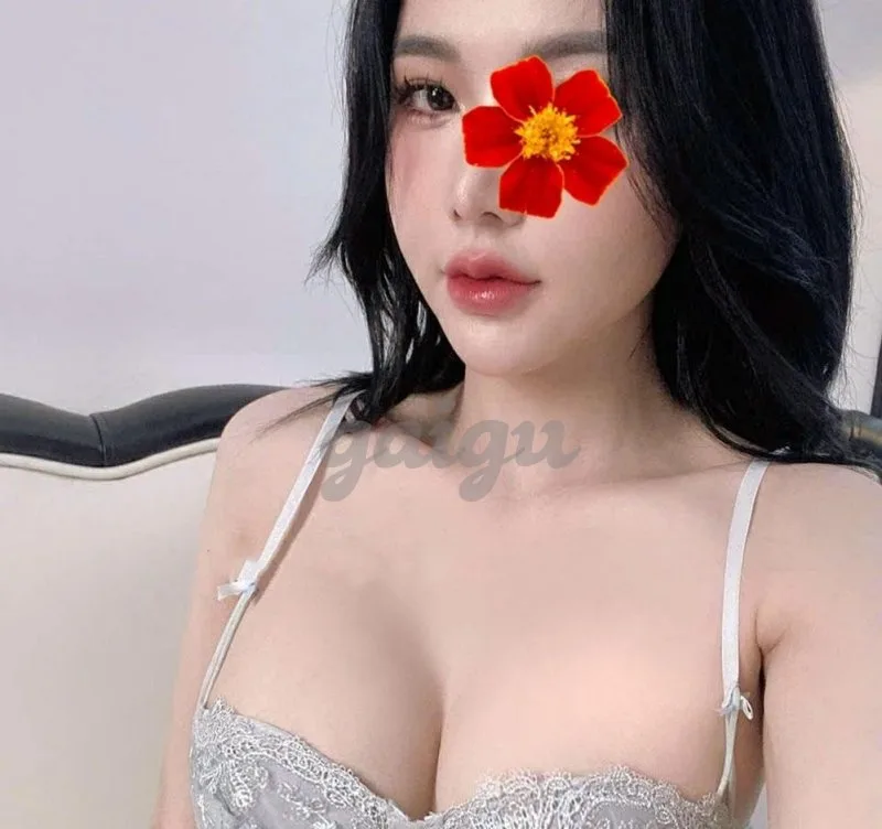 ⭐️ Bé Kẹo ⭐️ Vòng 1 Hàng Real 100% - Ngoan - Ngon - Nhiệt Tình