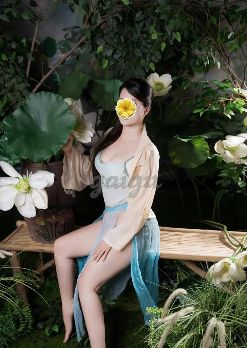 New❤️Bé Thủy Trúc❤️Tiểu Thư Xinh Đẹp❤️Dáng Ngon Hàng Còn Ngon Hơn