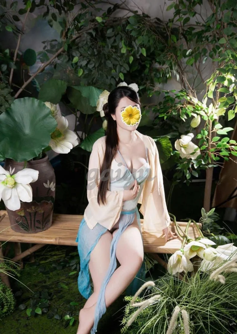 New❤️Bé Thủy Trúc❤️Tiểu Thư Xinh Đẹp❤️Dáng Ngon Hàng Còn Ngon Hơn