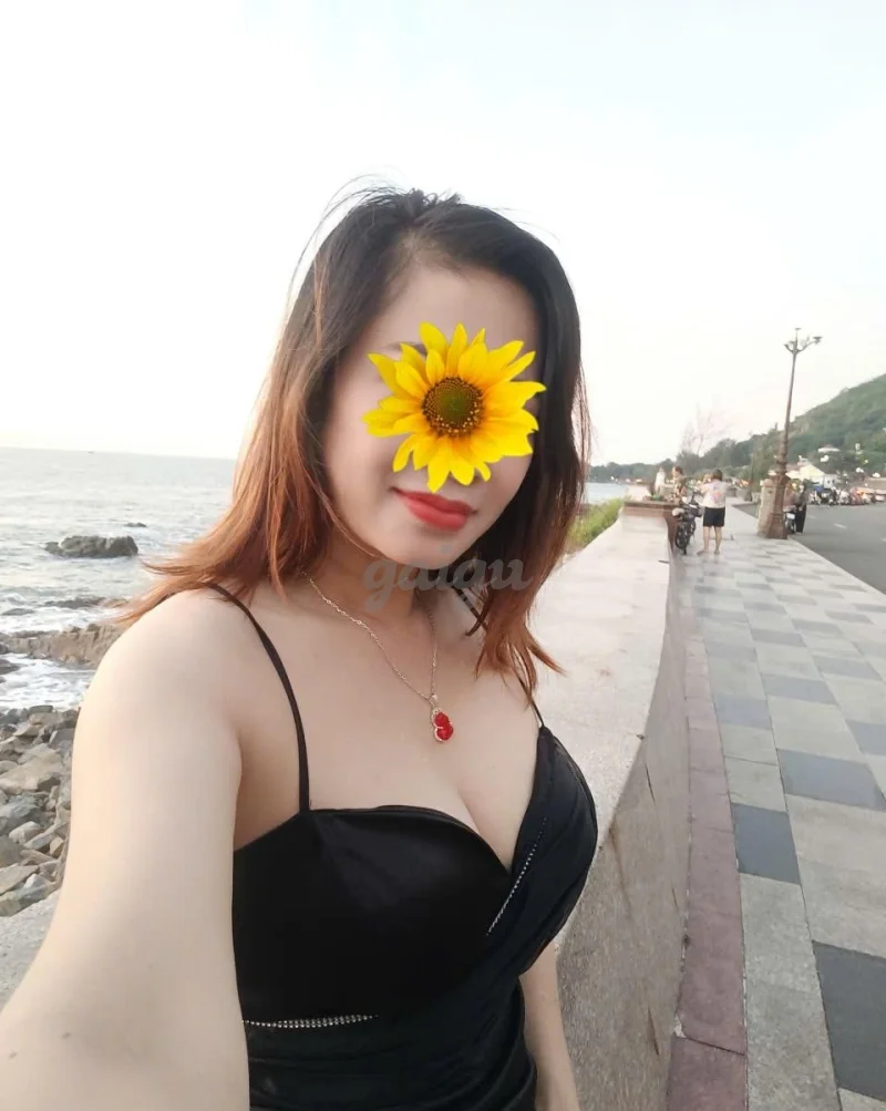 GÁI DÂM BẢO CHÂU_ BODDY GỢI CẢM LÀM TÌNH BAO PHÊ CHIỀU LÒNG MỌI CHECKER