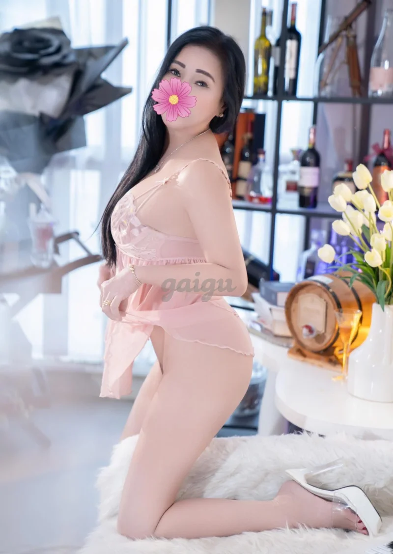 khánh ngọc gái miền tây chăm chỉ nhiệt tình