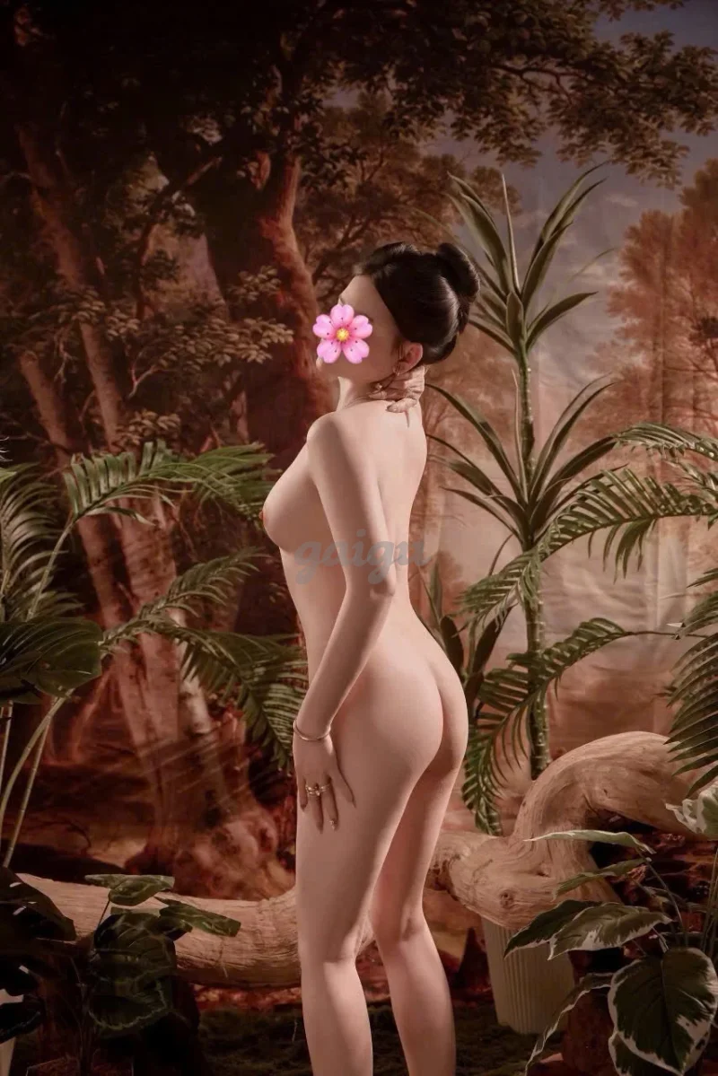 Ely: BODY ĐẸP, MẶT XINH BABY VÀ SANG TRỌNG