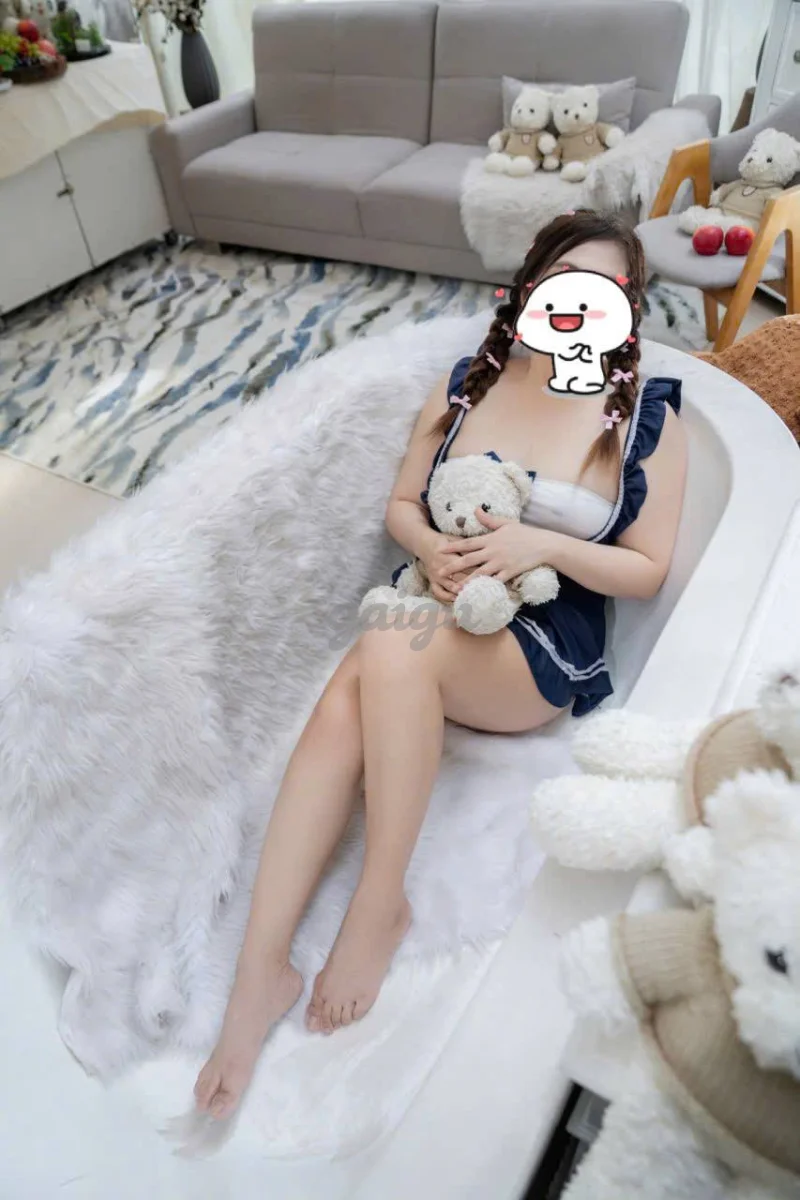 Thuỳ Linh_ Gái dâm chiều khách, kỹ năng cực tốt