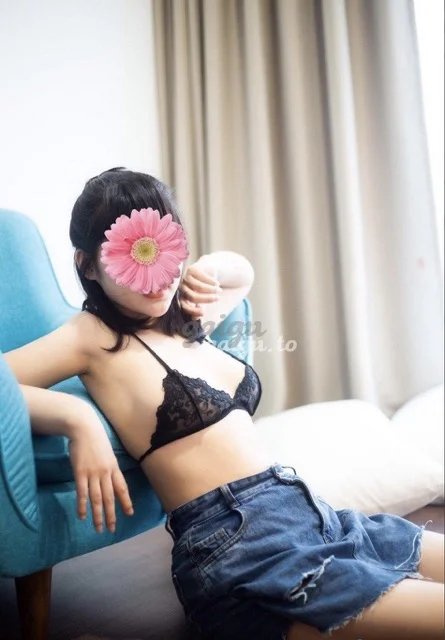 Châu Quỳnh - Xinh Dâm, Kèn Sáo Đê Mê, Phục vụ tận tình