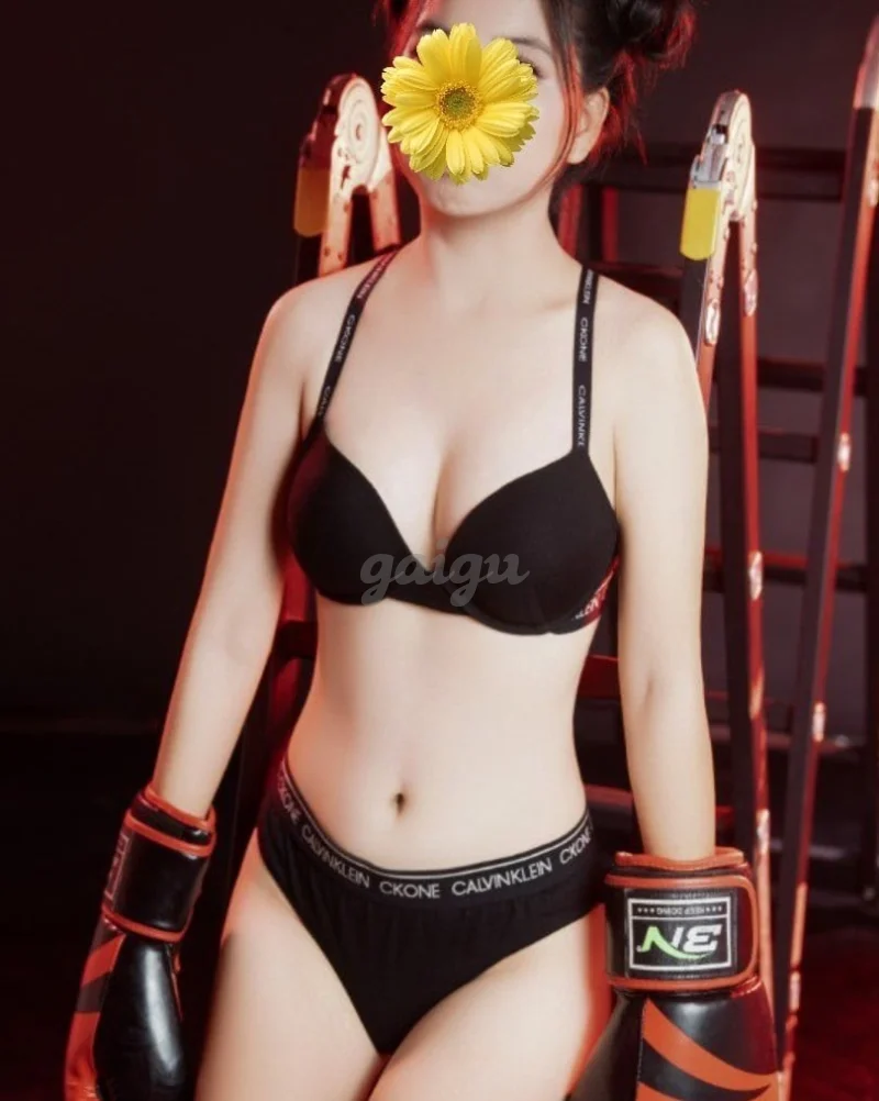 Tiểu Vy ❤️ Lolita dễ thương ❤️ Chiều khách hết ga hết số