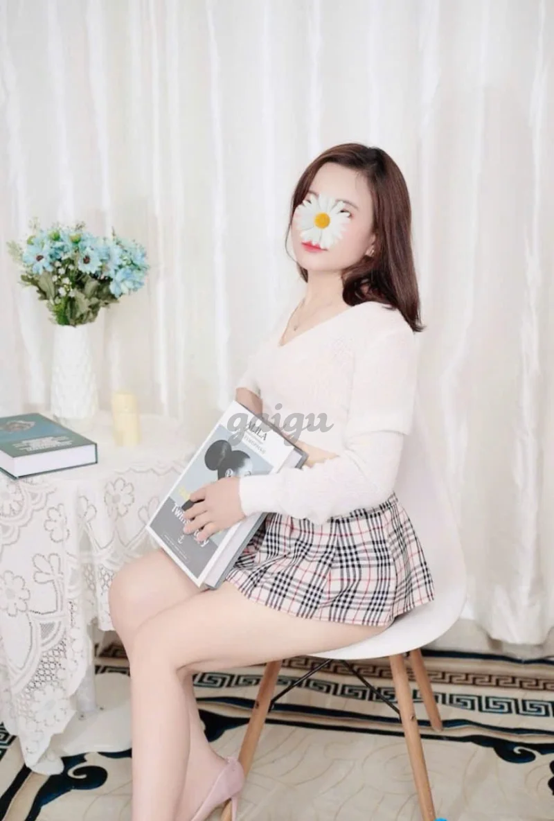 VÂN ANH:BODY ĐẸP, MẶT XINH BABY VÀ SANG TRỌNG