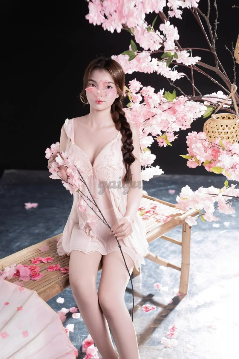 *BÉ TUỆ NHI 2k7 NHỎ NHẮN-XINH XẮN-DỄ THƯƠNG*