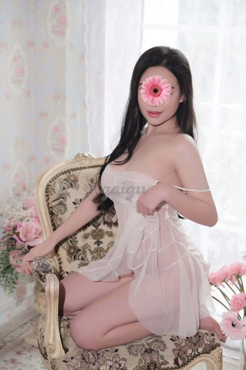 ❤️ Quỳnh Trang❤️ Ngực ngon, mông mẩy - Dịu dàng chiều khách