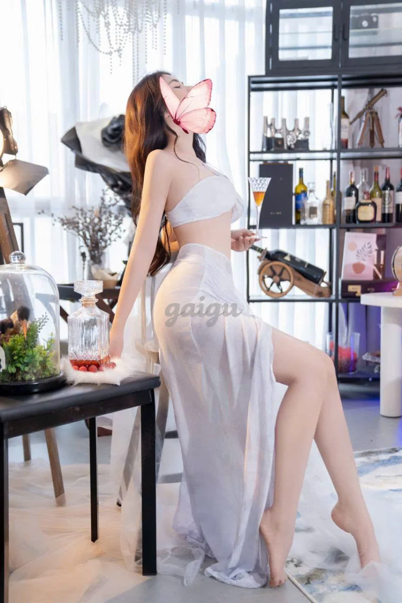 LINH LINH_ SEXY QUYẾN RŨ - KỸ NĂNG THẦN DÂM - VÚ TO BÍM KHÍT E CHIỀU CHUỘNG NHIỆT TÌNH ÔM ẤP NHƯ NGƯ