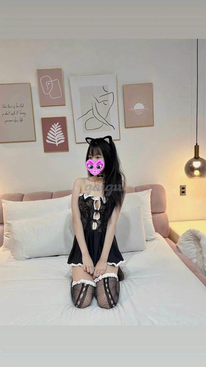 Bé Mon _ XINH KUTE DÁNG ĐẸP NHIỆT TÌNH NHƯ NGƯỜI YÊU