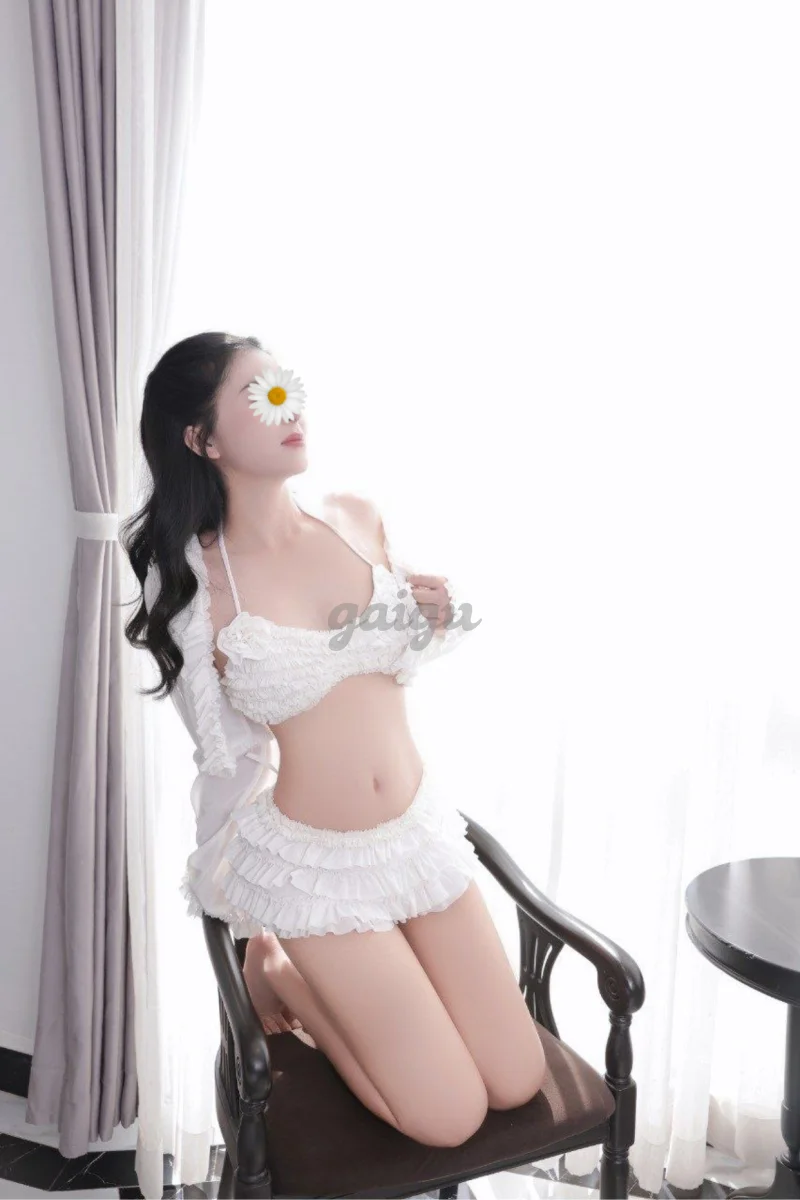 Ngọc Anh - Dễ Thương Dịch Vụ Chất Lượng , Siêu Dâm , Chiều Khách