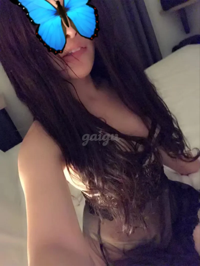LY LY 🌸 EM MỸ NỮ CỰC KÌ NUÔNG CHIỀU KHÁCH DÁNG CỰC KÌ ĐẸP BÍM KHÍT RỊT ƯỚT NHẸP