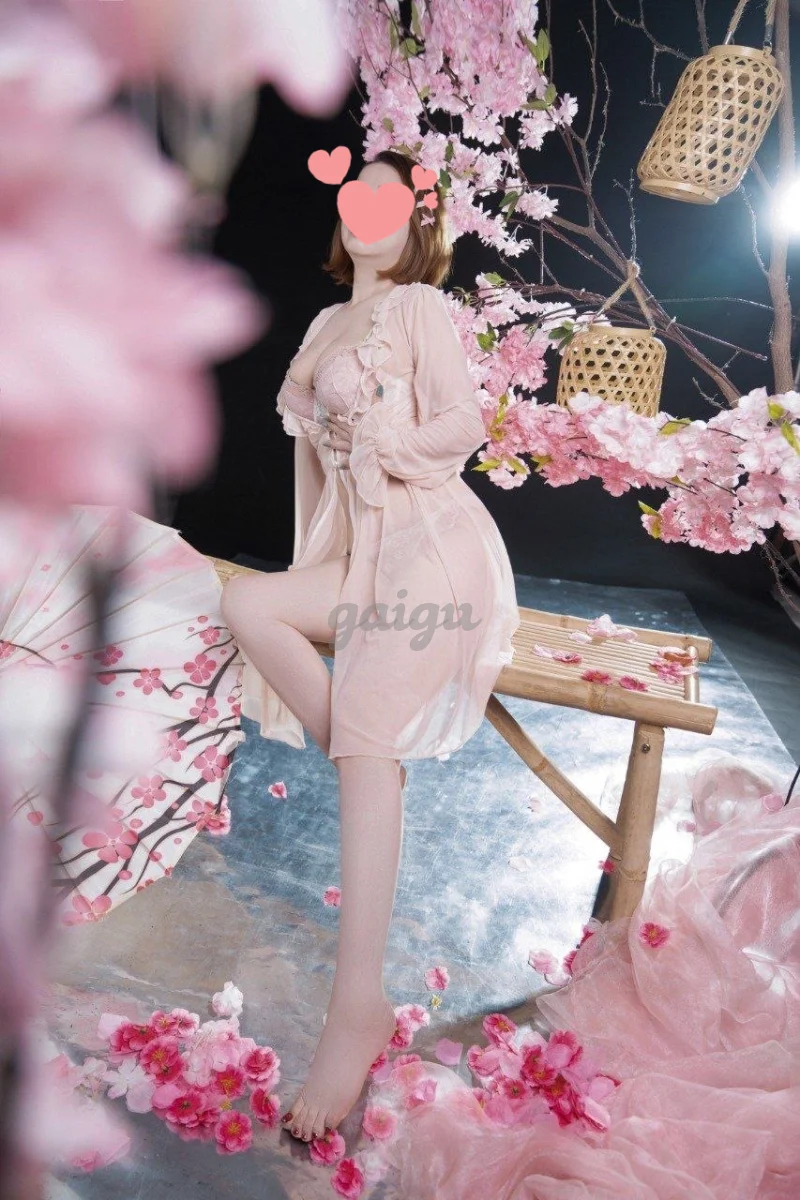 LINH ĐAN ĐẾN CÙNG Chị IU đĩnh nóc kịch trần