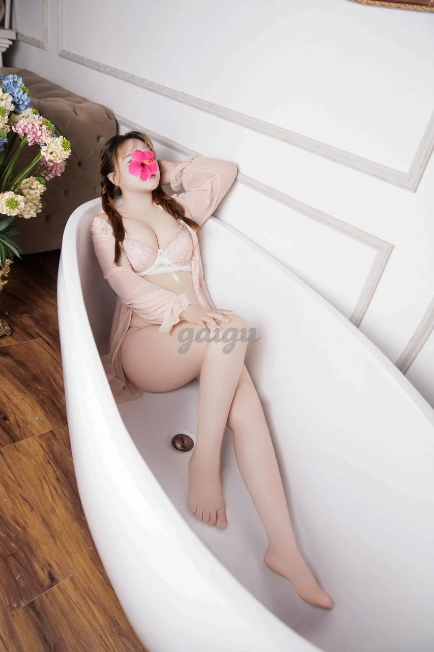 Quỳnh Nga ❣️✨ Xinh Dâm Body Mượt - Dâm Đãng Gơi Tình - Lên Đỉnh Thăng Hoa
