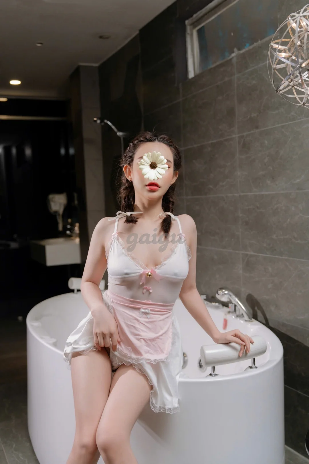 BÉ XOÀI- EM GÁI 2K4 NON TƠ MẶT XINH LÀM TÌNH CỰC PHÊ