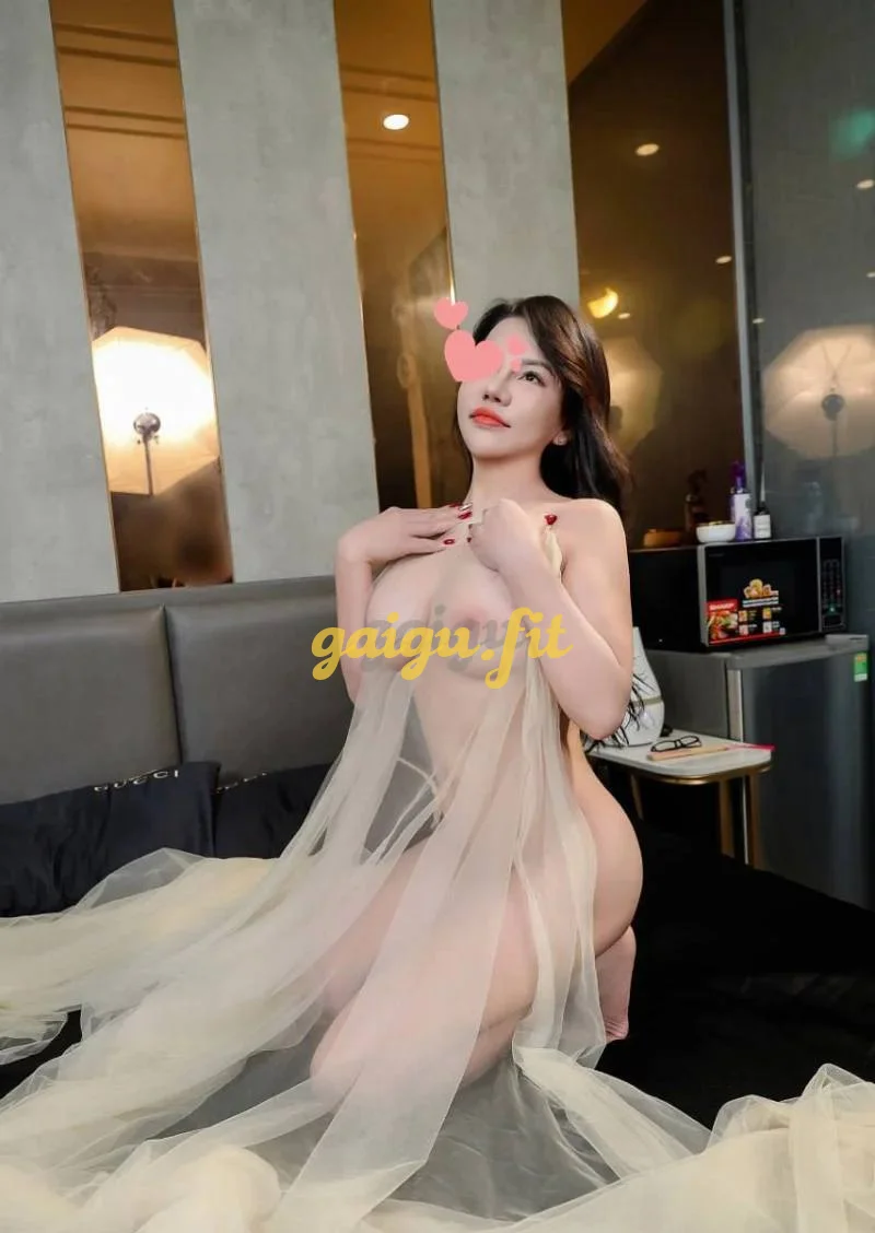 Ngọc Hân -vú to mặt xinh lồn đẹp