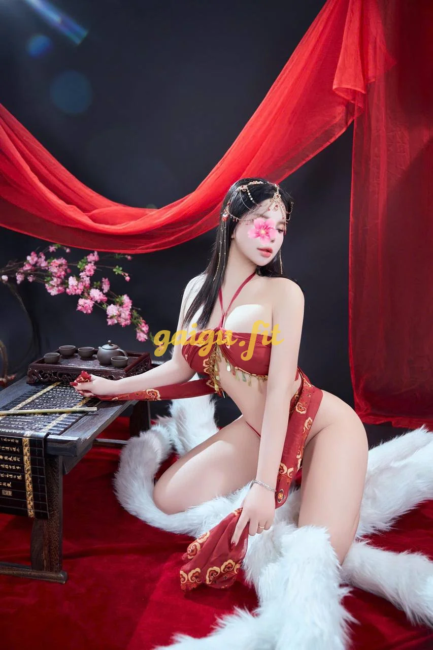 Yến Nhi - Siêu Phẩm Người Mẫu Nóng Bỏng, Vú To Ngực Thật 100% Chất Lượng