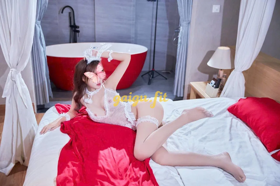 ❤️ ️Khánh Linh ❤️ - Teen xinh - Body siêu mẫu