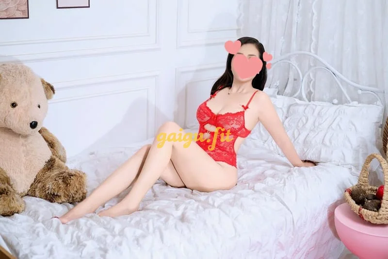 ❤️ Uyển Nhi ❤️ ngực tấn công Mông phòng thủ cực dâm nha