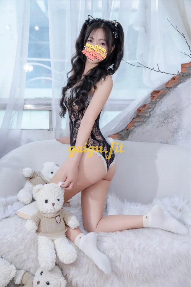 MẪN NHI❤️SEXY GIRL, CHÂN DÀI KIÊU SA, NUỘT NÀ