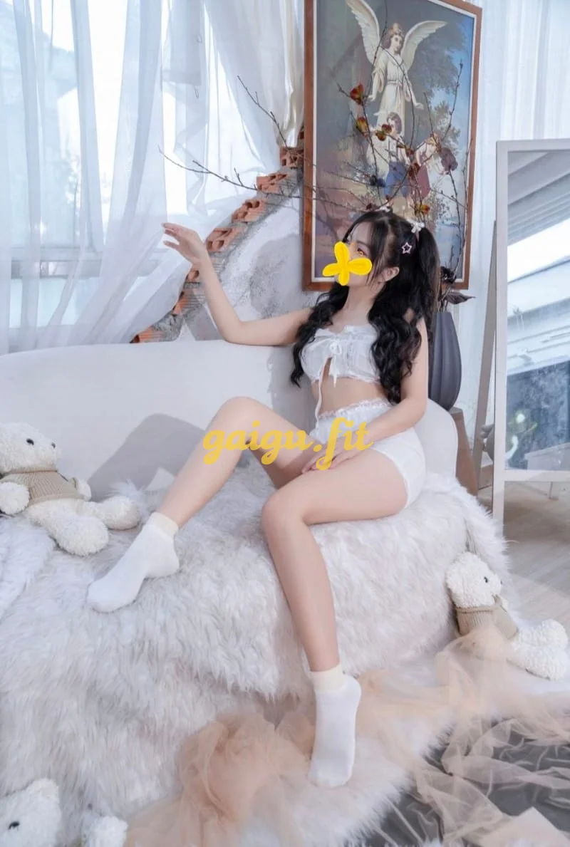 ( ) LÂM NHI - FACE NÉT - 3 VÒNG NÓNG BỎNG