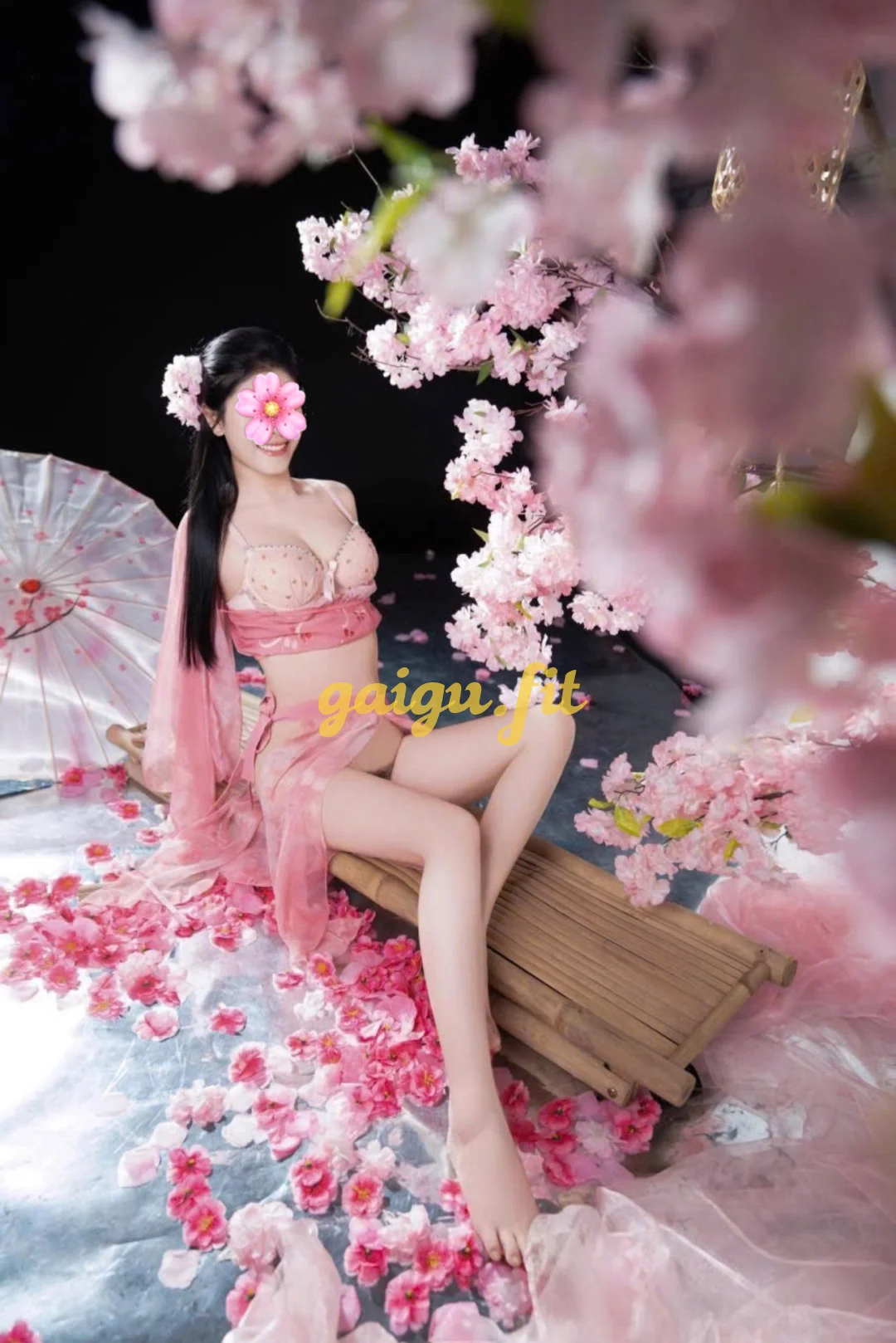 🌼 Bé Bi 🌼 dáng cao mình dây - thăng hoa cảm xúc với vẻ đẹp dịu dàng quyến rũ