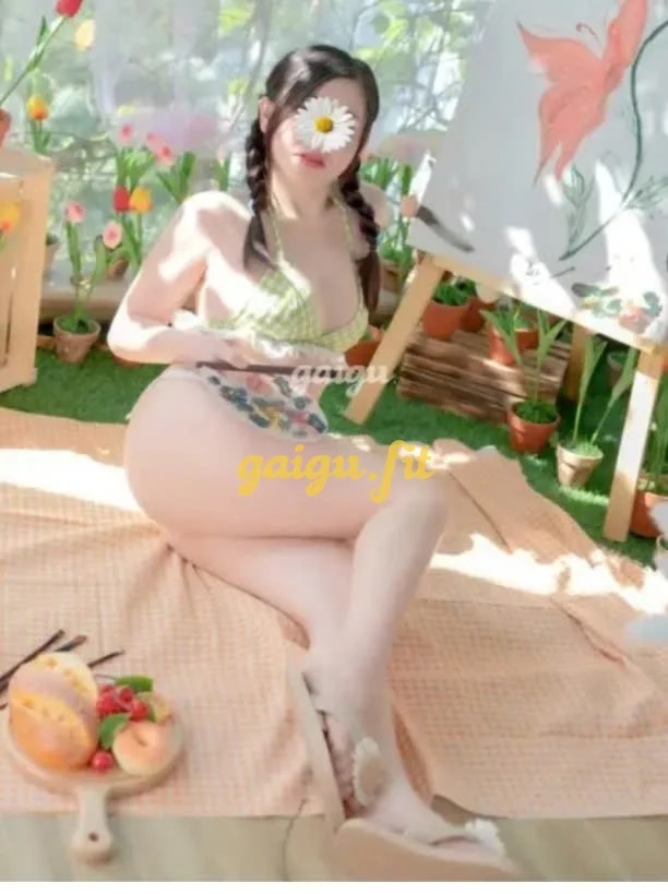 Vũ Vân:EM HÀNG NGON XINH -DA TRẮNG- BODY SEXY NÓNG BỎNG LÀM TÌNH CHUYÊN NGHIỆP CHIỀU CHUỘNG HẾT NẤC☀