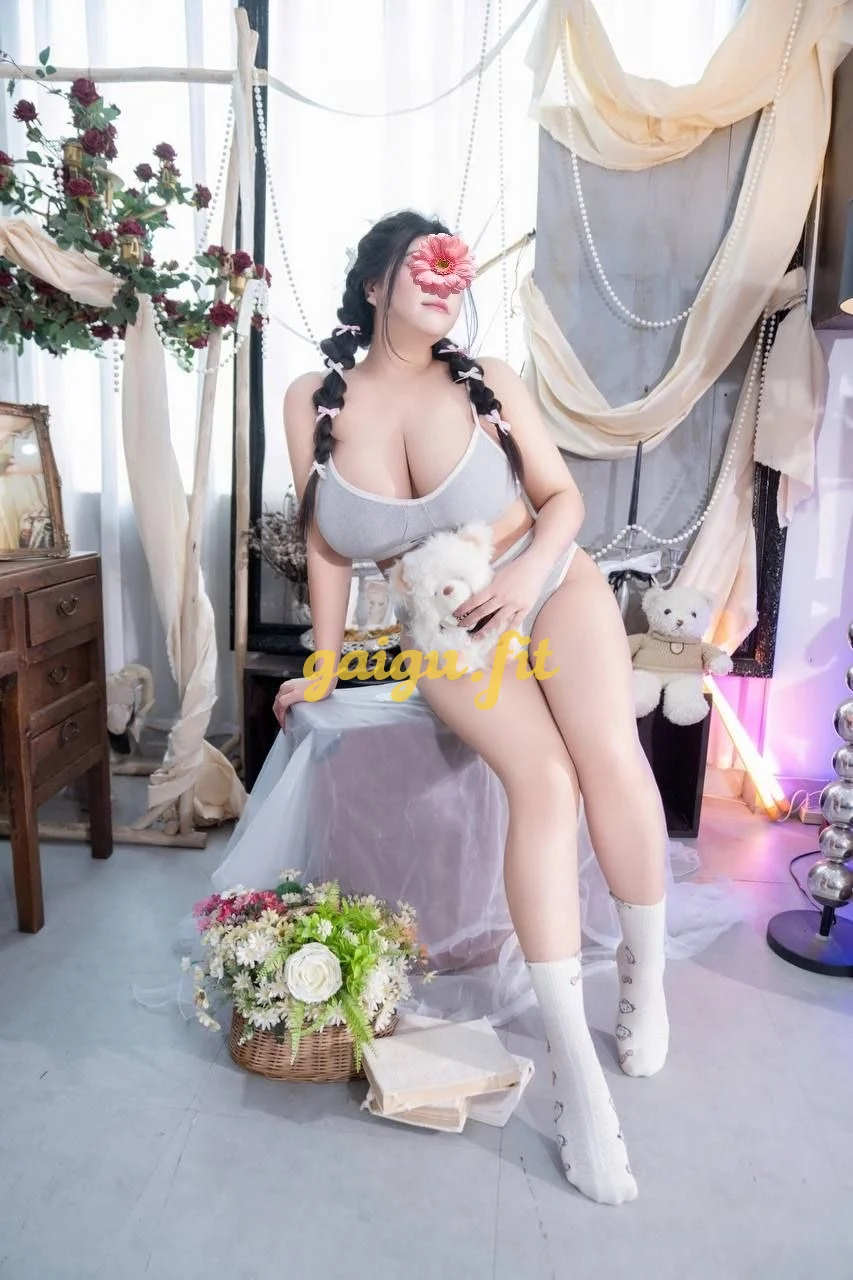 BÉ HÀ MY - HOT GIRL 2K3 MIỀN TÂY - MẶT XINH - VÚ KHỦNG BODY NÓNG BỎNG