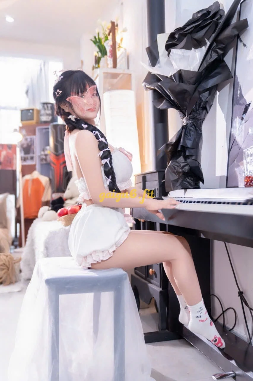 Trà My💋Gái Ngoan Xinh Vú Bự Phục Phụ Như Người Yêu Luôn