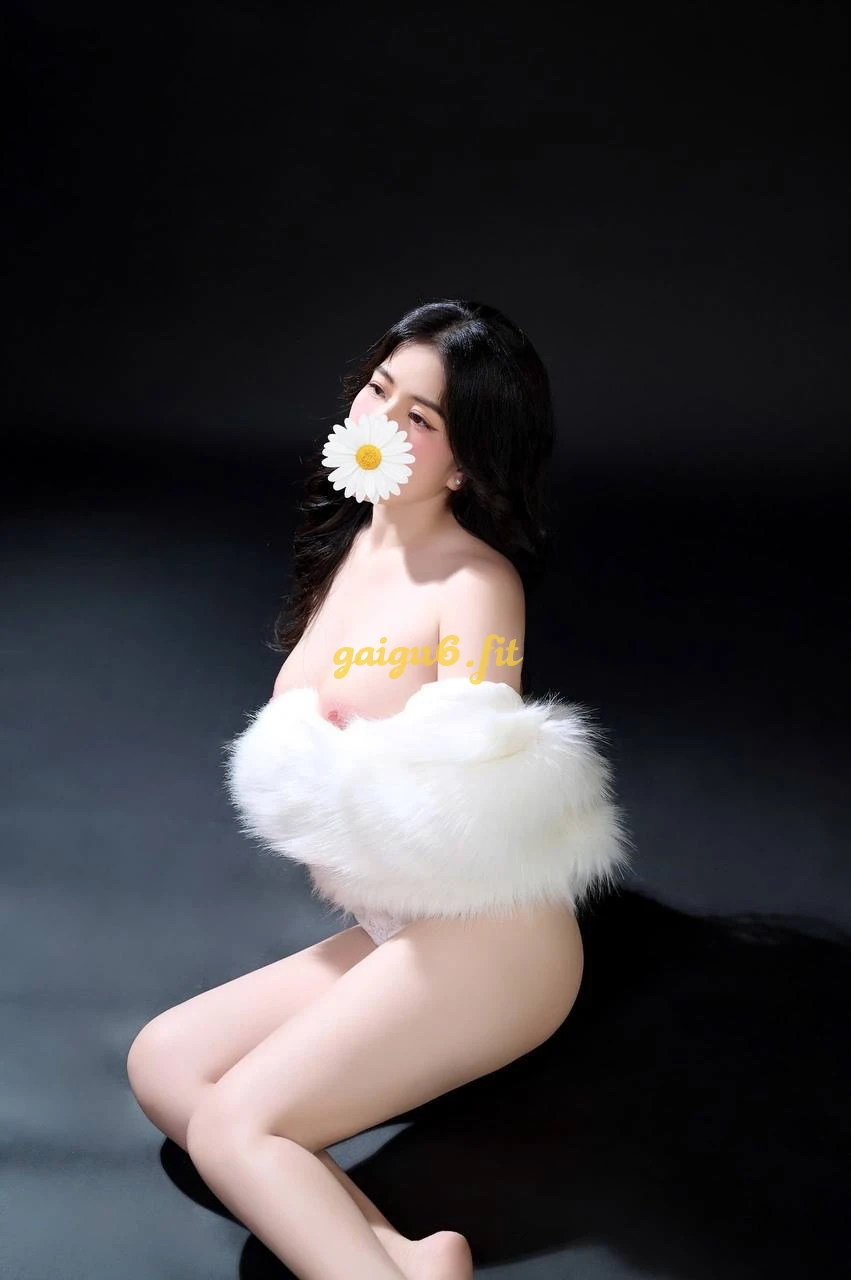 Như Ý BaBy - Mặt Xinh Dáng Đẹp Làm Tình Sướng