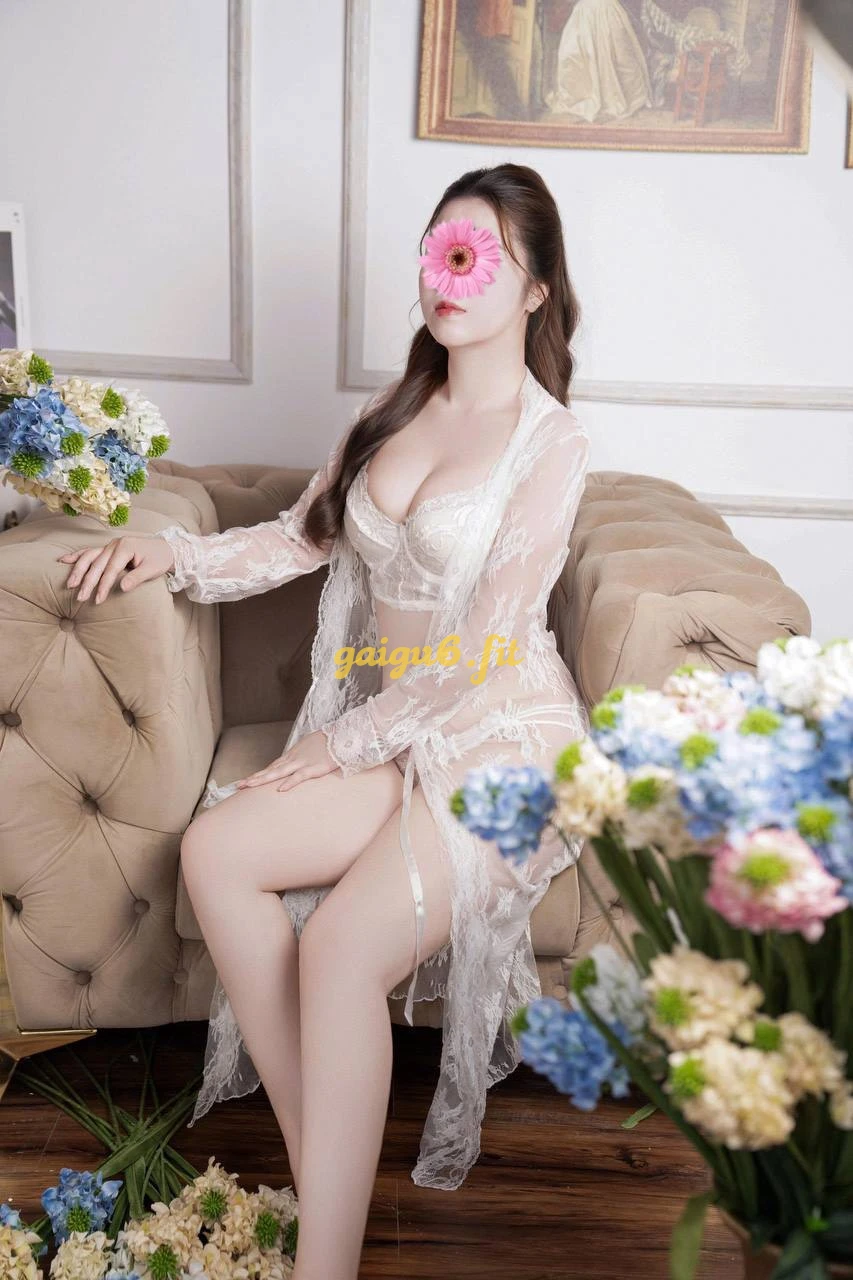 Bé Mỹ Linh - Siêu Mẫu Tình Dục, Body Cực Căng Đỉnh Cao Phân Khúc