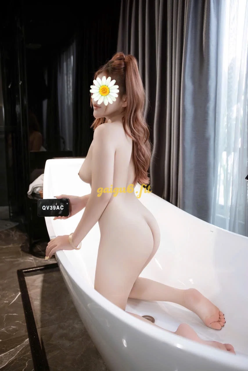2k2 bé sam ngoan ngoãn nhiệt tình khuân mặt xinh