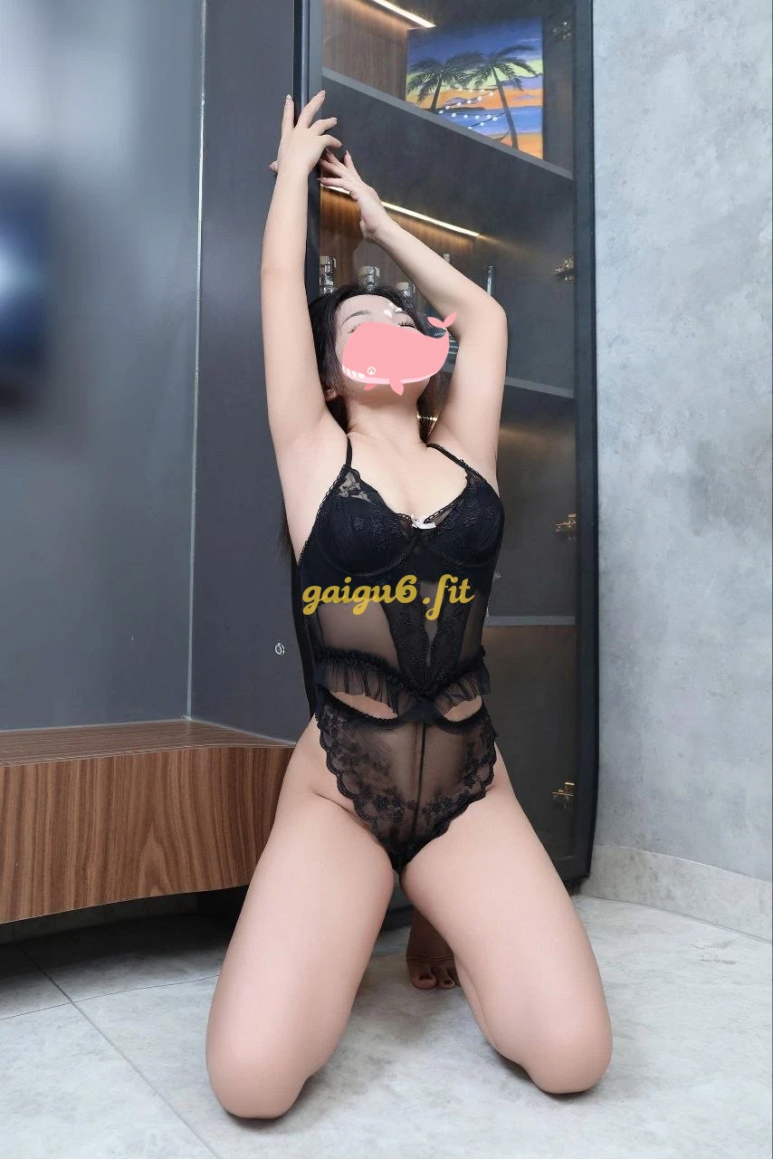 Bé Thương- em hàng ngoan dâm , hiền lành dể thương!