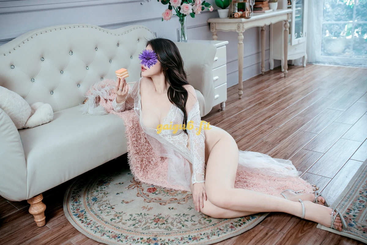 Siêu Mẫu VANI - Cơ Thể Đẹp Tựa Thần Vệ Nữ