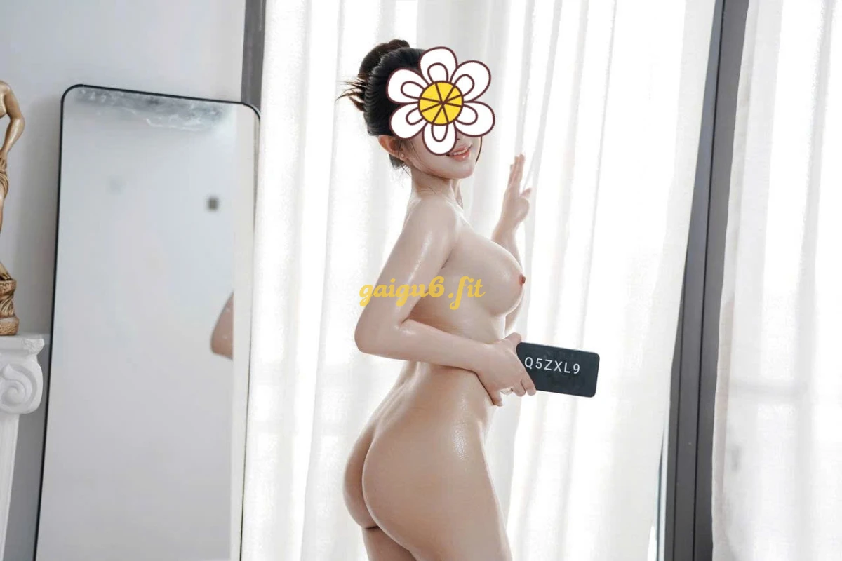 Hà Nhi ❣️ Em xinh trẻ trung
