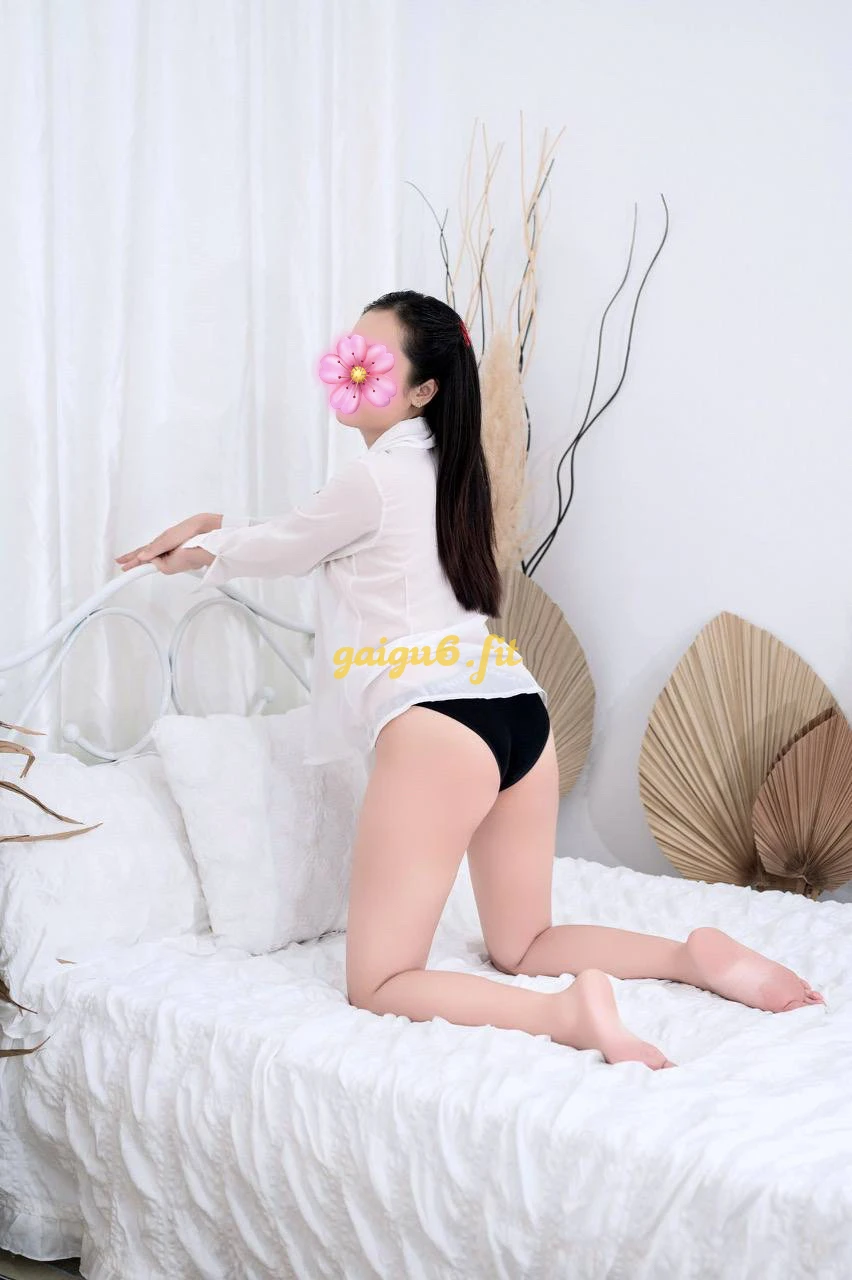 NGỌC NHI Xinh Đẹp Gợi Cảm Sexy