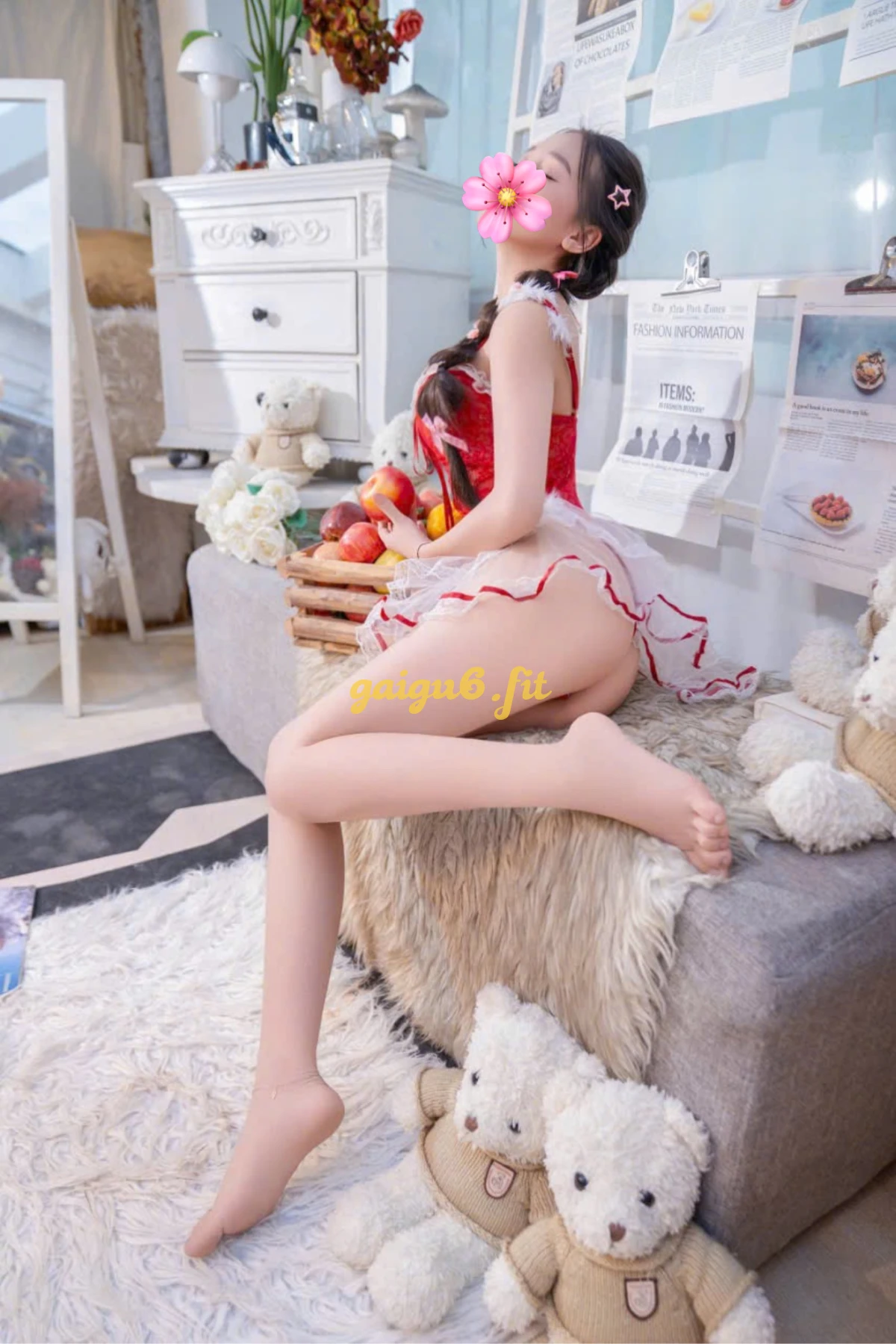 Bảo Trâm 2K8 Xinh xắn, non tơ , với dáng đẹp Lần đầu lên sóng