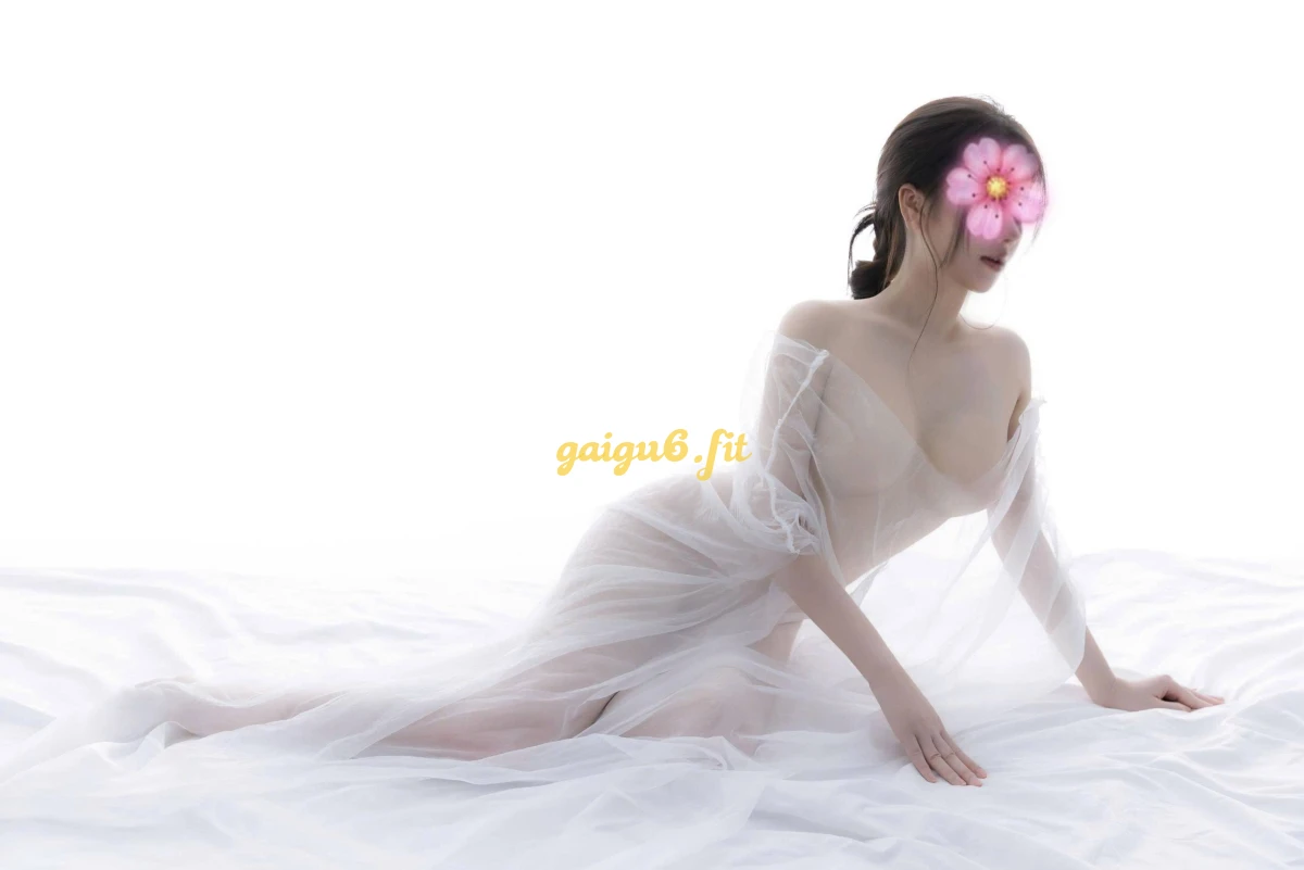 ❤️ MINH CHÂU ❤️ Em xinh sexy khiêu gợi đa tình - Body tuyệt vời