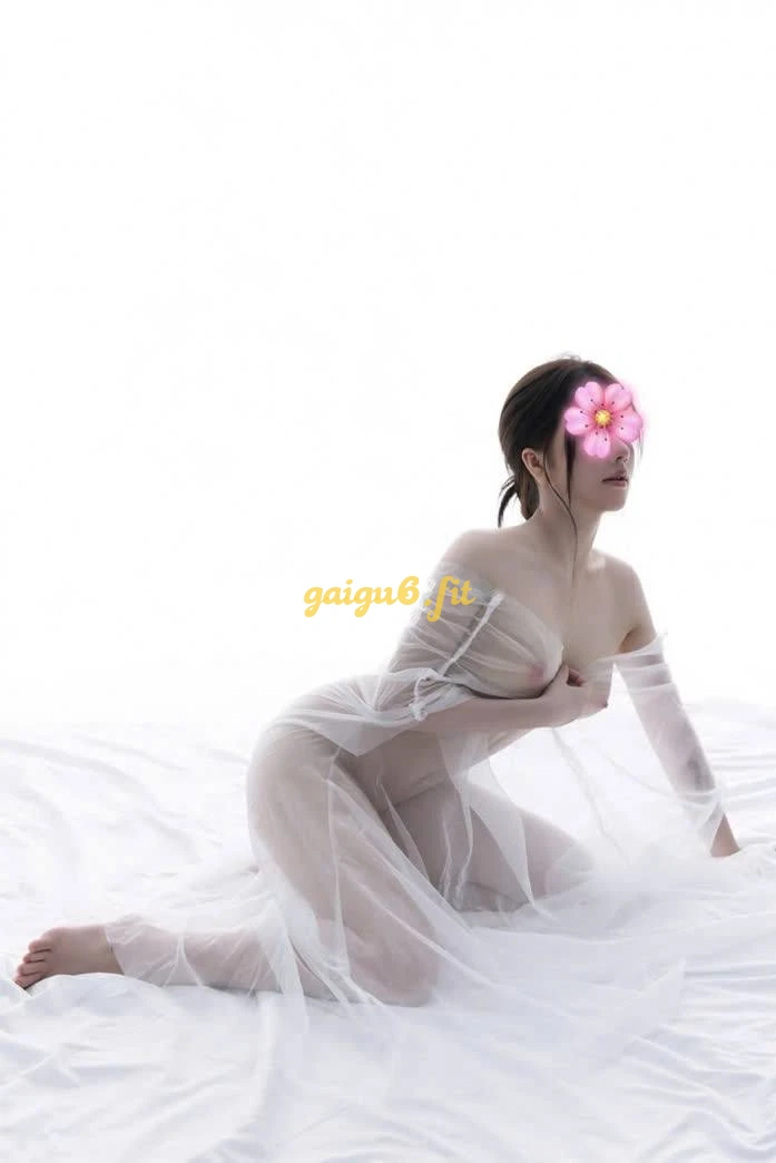 ❤️ MINH CHÂU ❤️ Em xinh sexy khiêu gợi đa tình - Body tuyệt vời