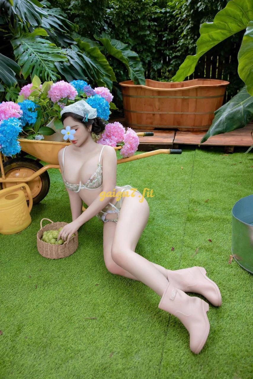 Yến Nhi - Dáng Thể Thao, Vú To Ngực Thật 100% Chất Lượng