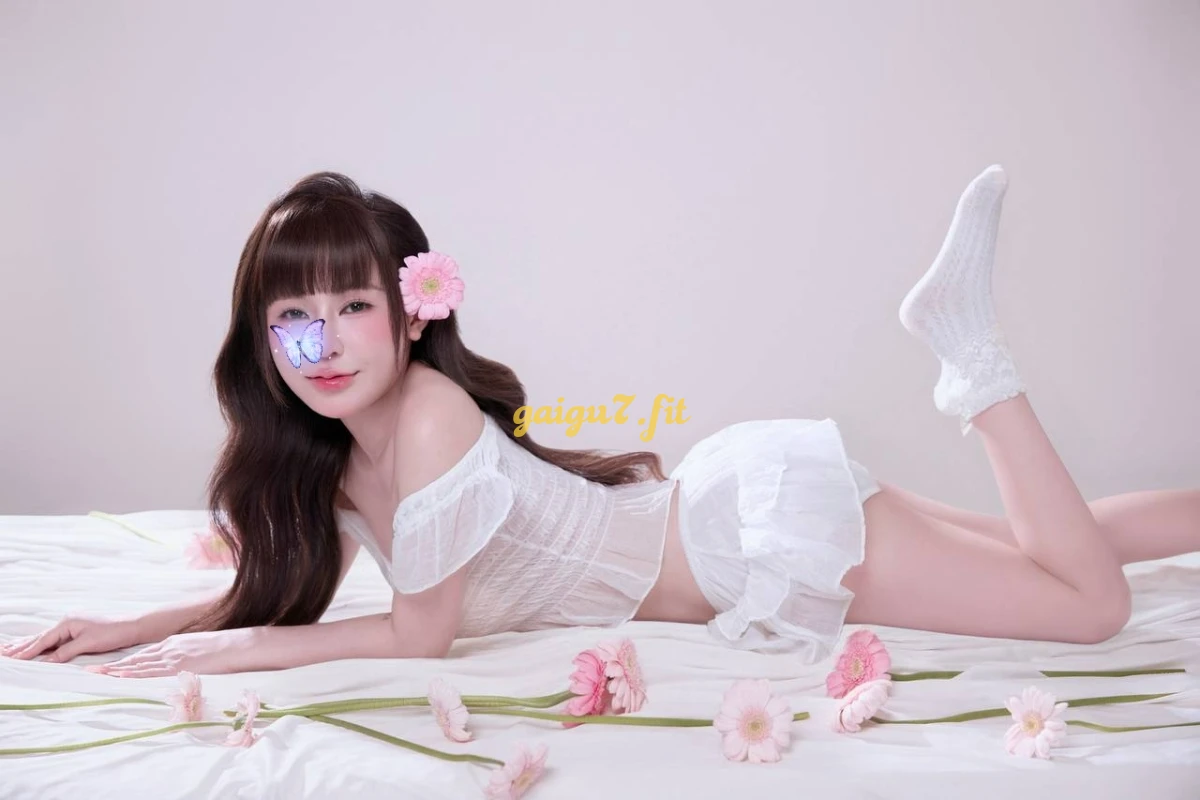 Uyển Nhi💔sexy babe Cô Nàng Dâm Đãng