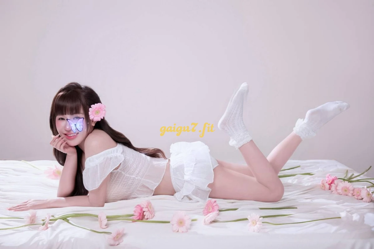 Uyển Nhi💔sexy babe Cô Nàng Dâm Đãng