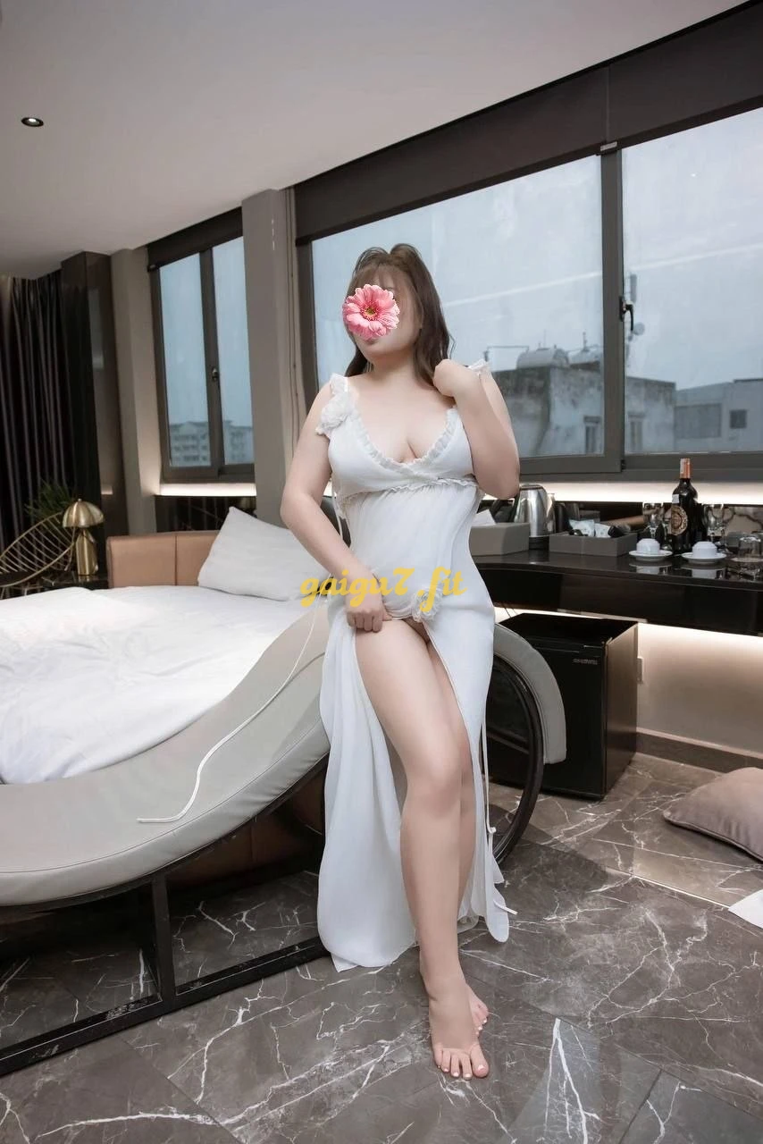 NGỌC TRÂM - EM GÁI XINH SANG VÚ TO MÔNG KHỦNG BÝM MÚP BODY ĐẦY ĐẶN GỢI TÌNH