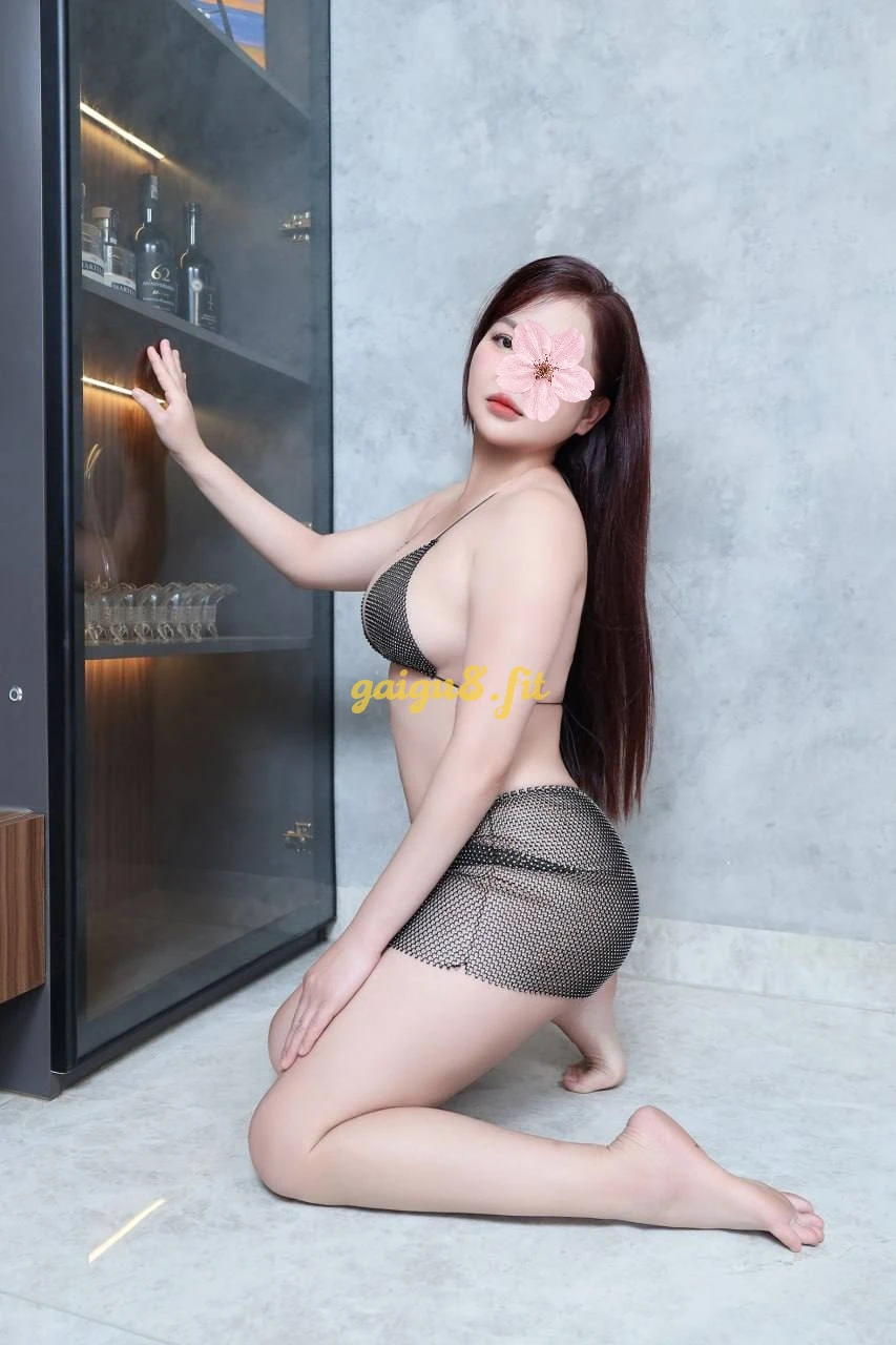 Miu Miu - Da Trắng Dễ Thương Ngoan Hiền Chiều Khách