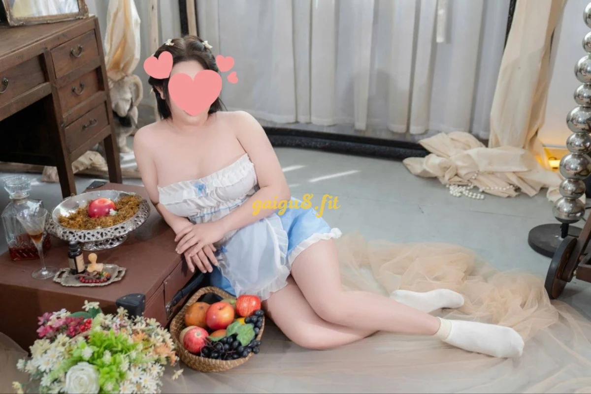 LY CHUPY MÚP DÂM SEVICE CỰC PHÊ