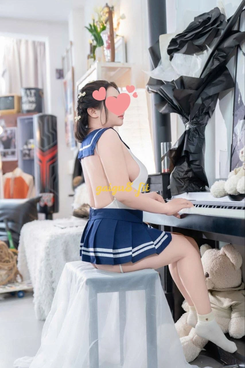 LY CHUPY MÚP DÂM SEVICE CỰC PHÊ