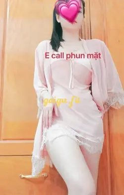 Bé Bông