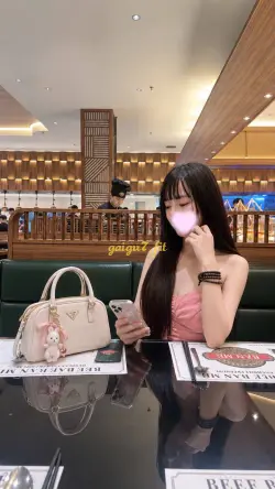 ♥️Diệp Anh 2k♥️BABY DA TRẮNG -GÁI XINH ĐÁNG YÊU, BODY MƯỢT HÀNG CAO CẤP