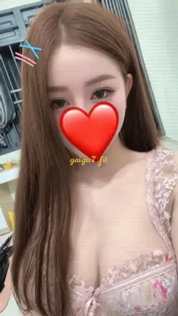 HOT GIRL❤️TRÚC LINH 2K4❤️HÀNG NGON-LỒN BÓT-BODY HẤP DẪN